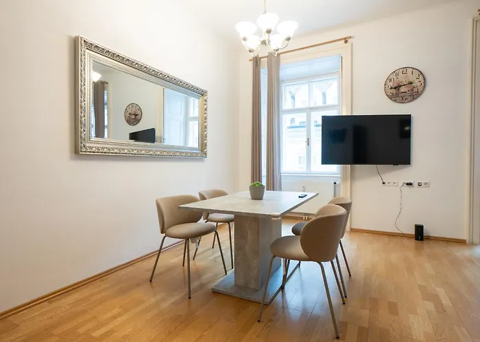 Cozy 1Br Apartment Near Opera - 24H Self Check-In